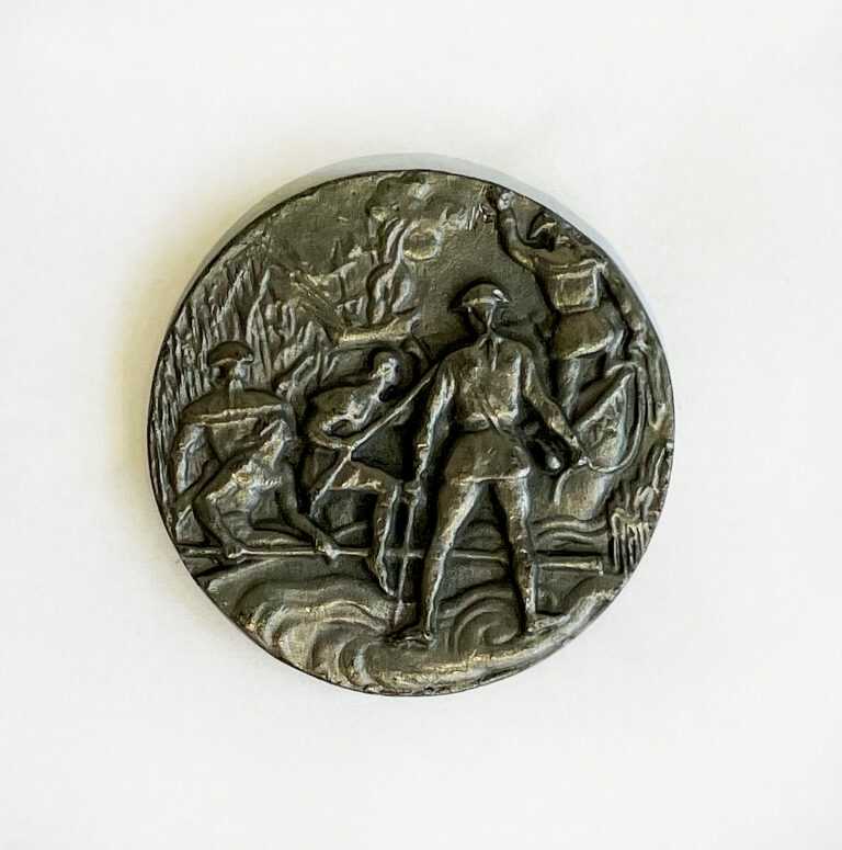 Sculpture by Donald De Lue: Preservationist Foundation Commemorative Medal, available at Childs Gallery, Boston