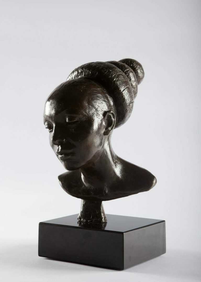 Sculpture By Richmond Barthé: Josephine Baker At Childs Gallery